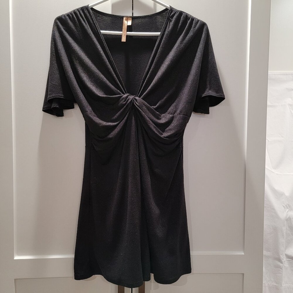 Women Black V-Neck Short Sleeve Top Ruched Plunge Neck Shimmer Small NWOT